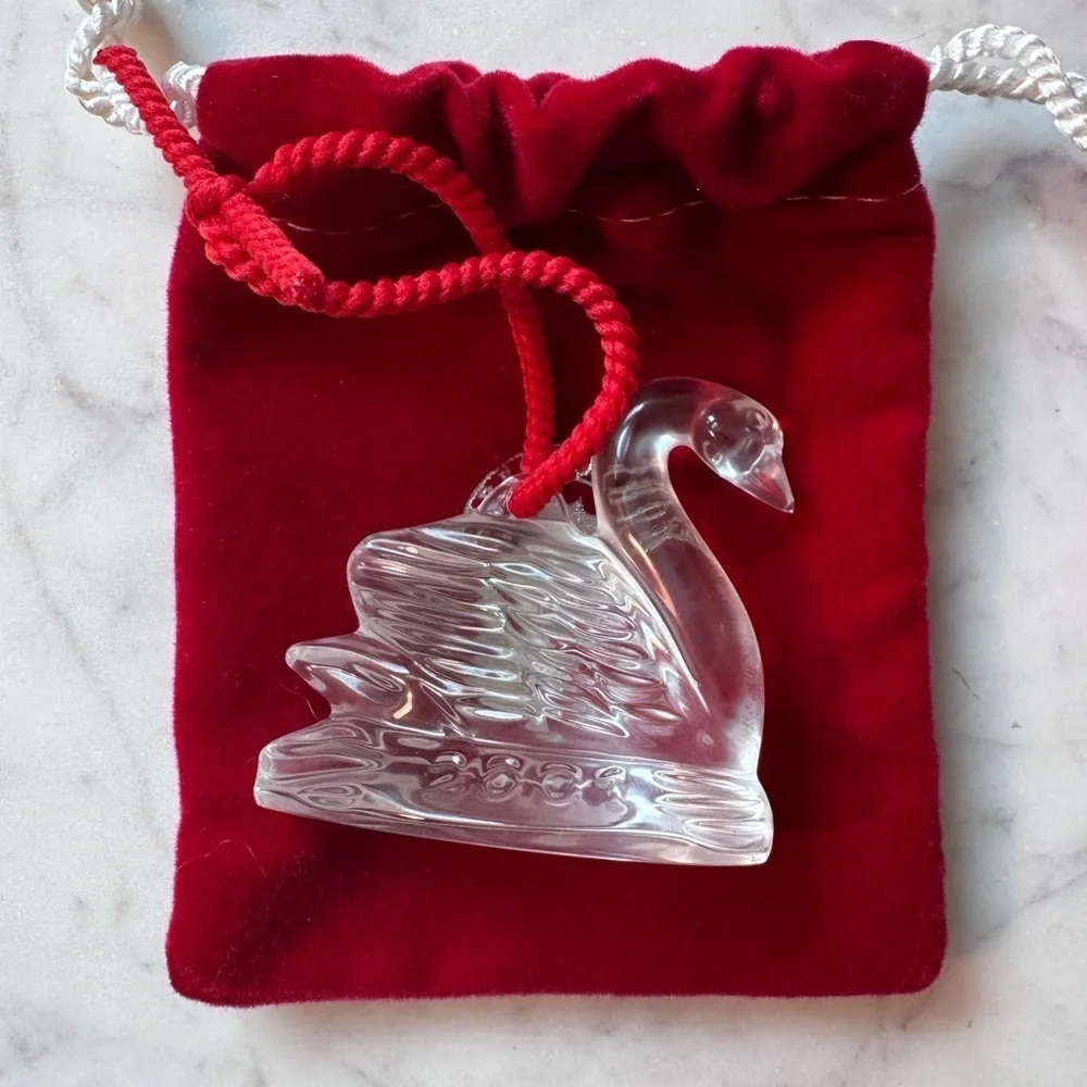 Waterford Crystal VTG Swans a Swimming 12 Days of Christmas Ornament - 2001